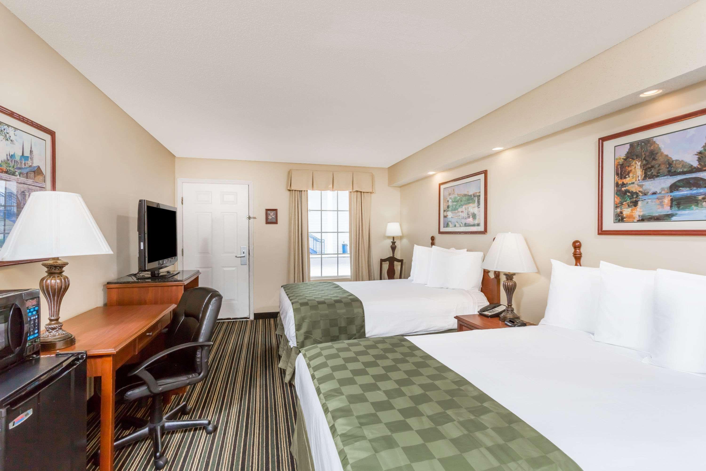 Super 8 By Wyndham Orangeburg Northモーテル エクステリア 写真