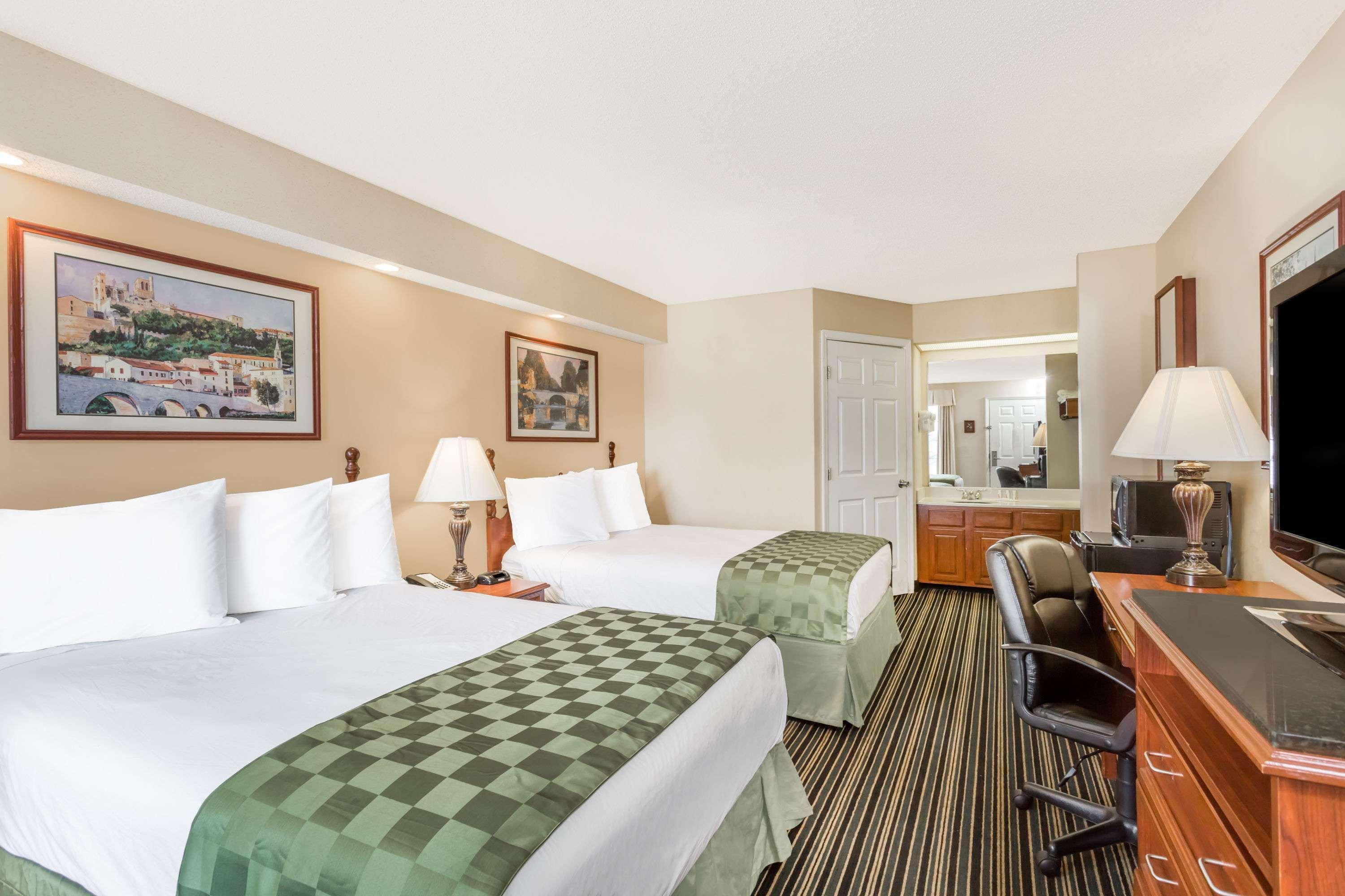 Super 8 By Wyndham Orangeburg Northモーテル エクステリア 写真